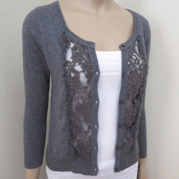 NEW Hollister Women Floral Lace Cardigan Size Small Gray Top Blouse Shirt - Picture 4 of 7